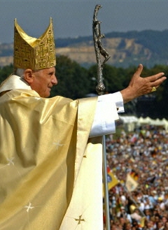 Pope Benedict Ratzinger swastika Hitler Youth